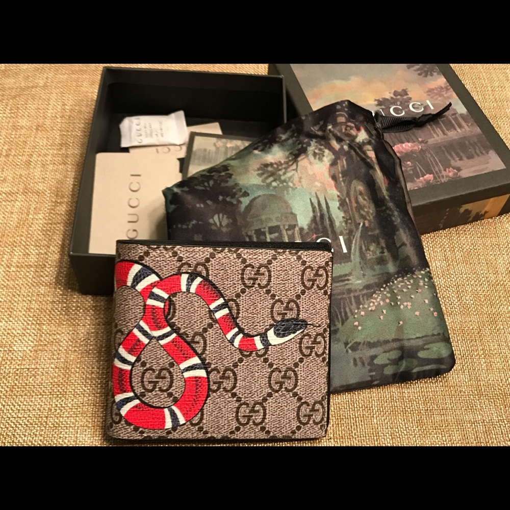 Authentic Gucci Kingsnake Wallet- Brown
